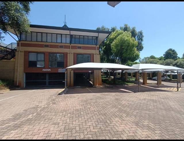BUSINESS PROPERTY TO RENT IN WELTEVREDEN PARK
